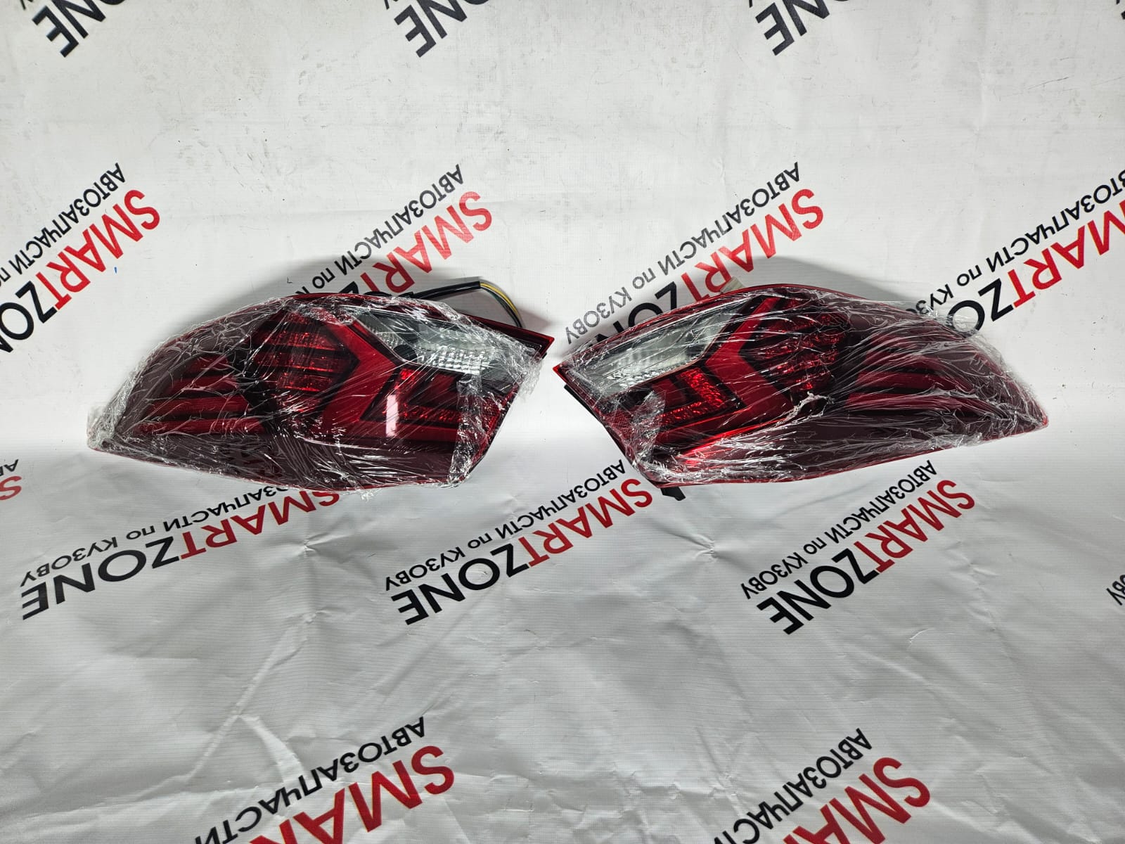 ЗАДНИЙ ФОНАРЬ В КРЫЛО RH ELANTRA 18-20