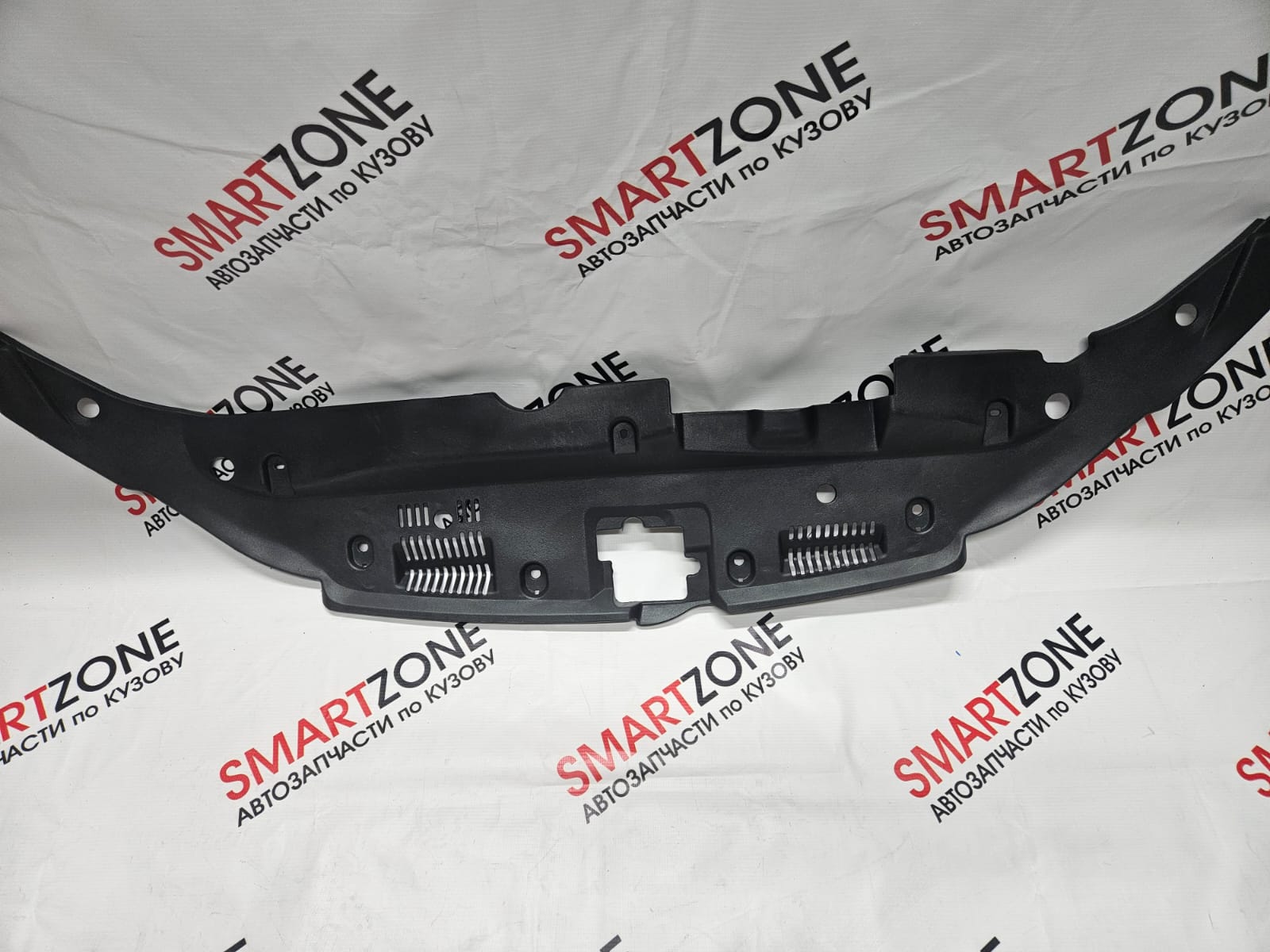 НАКЛАДКА НА ТЕЛЕВИЗОР Highlander 2014-2019