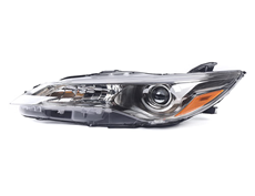 ФАРА ПЕРЕДНЯЯ CAMRY 15-17 SE RH