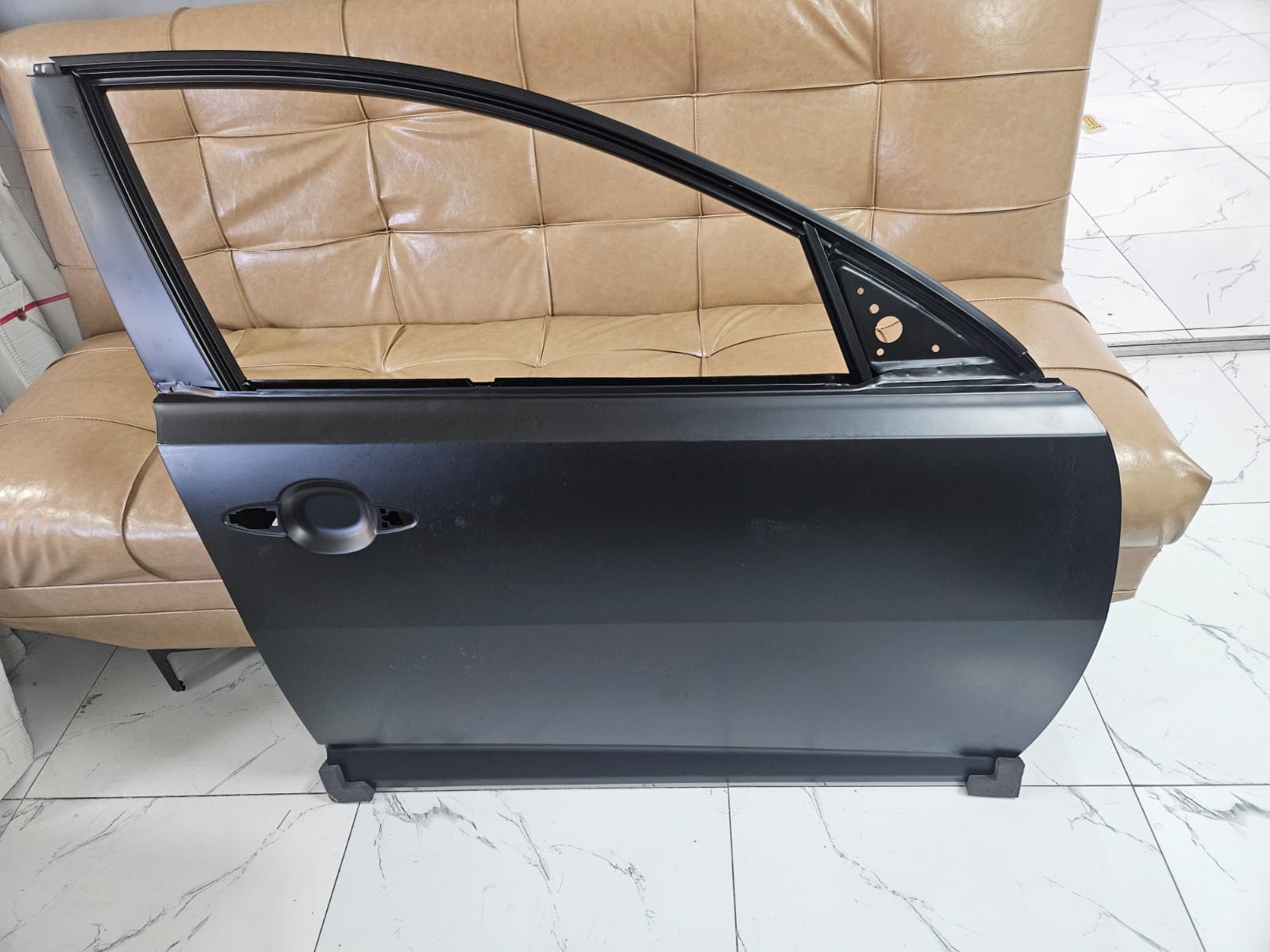 ЗАДНЯЯ ДВЕРЬ LH OPTIMA 2010-2016